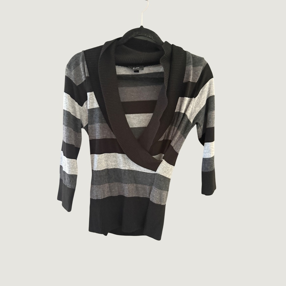 B-Wear Vintage Y2k Women Black Grey Striped Grunge Sweater Medium